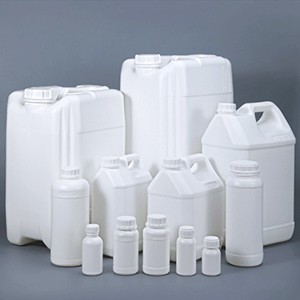 Recyclage des bouteilles en plastique usagées